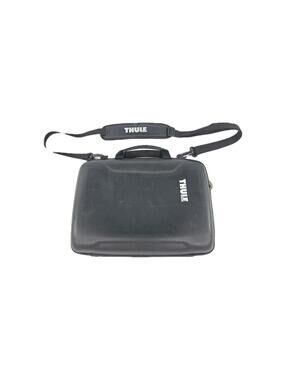 Thule Gauntlet hard shell laptop Messanger Bag Black shoulder strap MacBook Bag